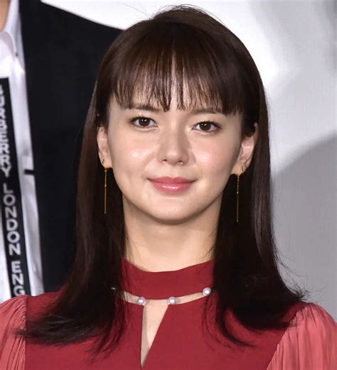 多部未華子 ヌード|多部未華子、ノーブラで乳首が見えてしまう痛恨のミ。